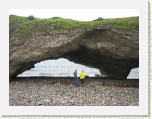 Daryl & Joy C at Marble Arches * 2592 x 1944 * (1.95MB)